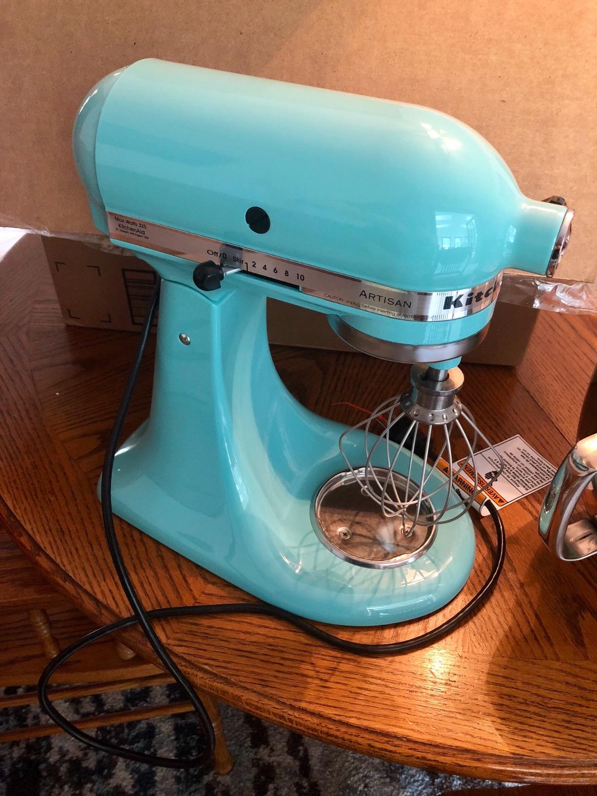 KitchenAid Artisan Series 5 Quart Tilt Head Stand Mixer with Pouring Shield KSM150PS, Cast Iron customer photo 1