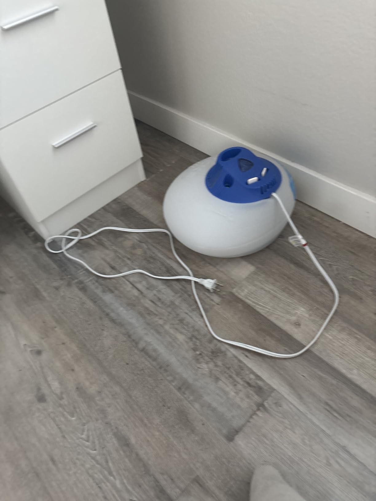 Vicks Warm Steam Vaporizer & Humidifier for Small and Medium Rooms | 1.5 Gallon Tank Humidifier with Night Light, Works with VapoPads and VapoSteam customer photo 2