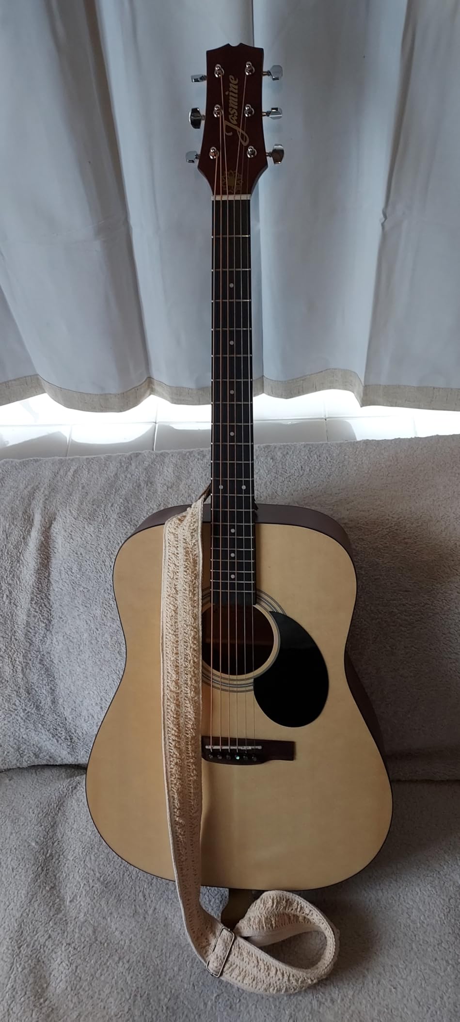 Jasmine S35 Dreadnought Acoustic Guitar Strings 6, Rosewood Fingerboard, Advanced X Bracing - Full-Size Guitar for Beginners & Others - Natural Finish, Right | Sitka spruce top; Mahogany back and sides; Satin finish customer photo 2