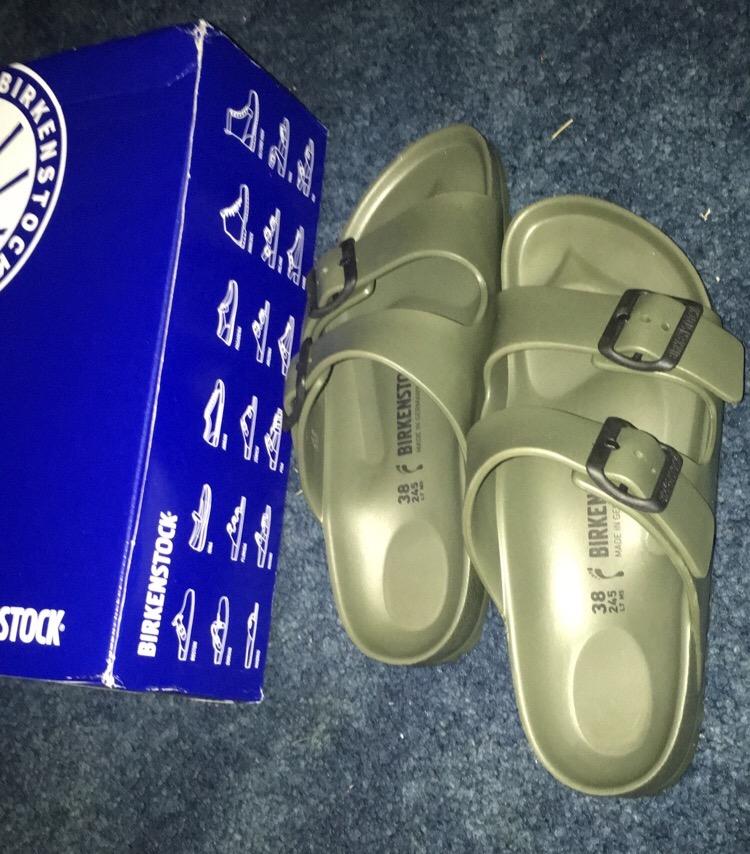 Birkenstock Women's Arizona Leather Sandals customer photo 1