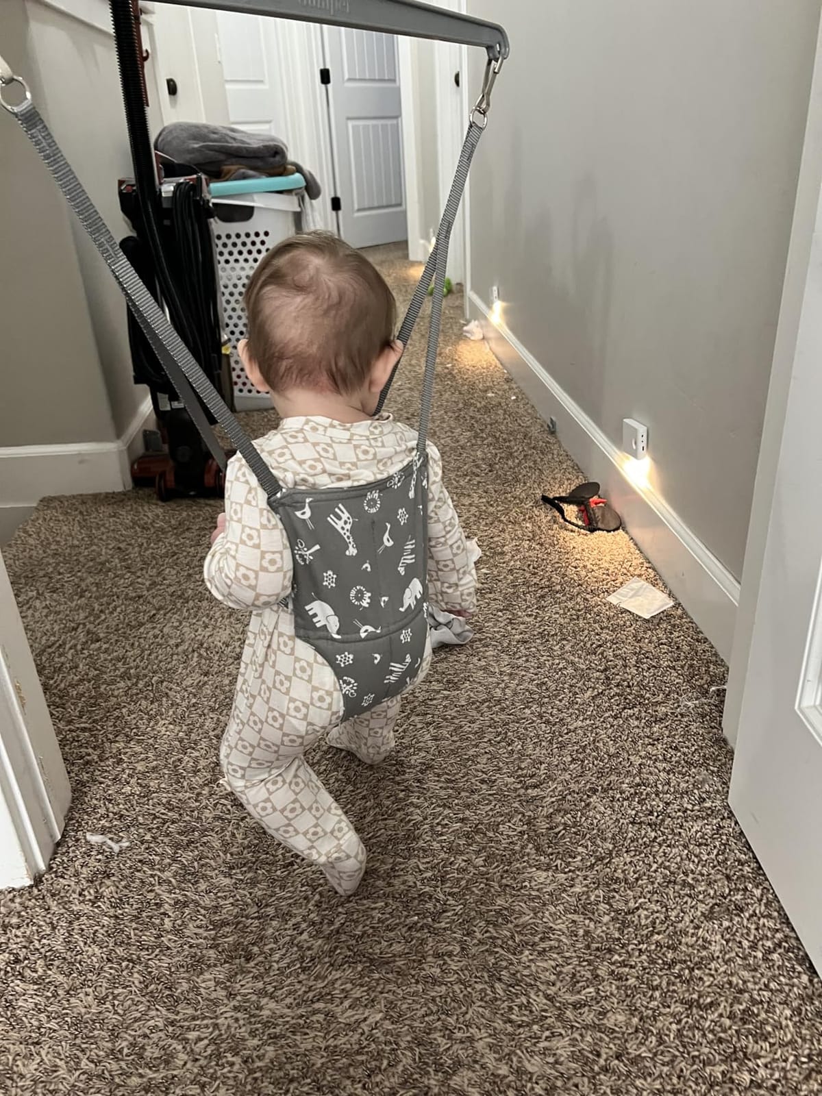 Jolly Jumper Iconic Doorway Baby Jumper - Black | Original Doorway Baby Jumper, Indoor Exercise Saddle Seat, Adjustable Height, for Infants up to 28lbs, No Stand Required customer photo 2