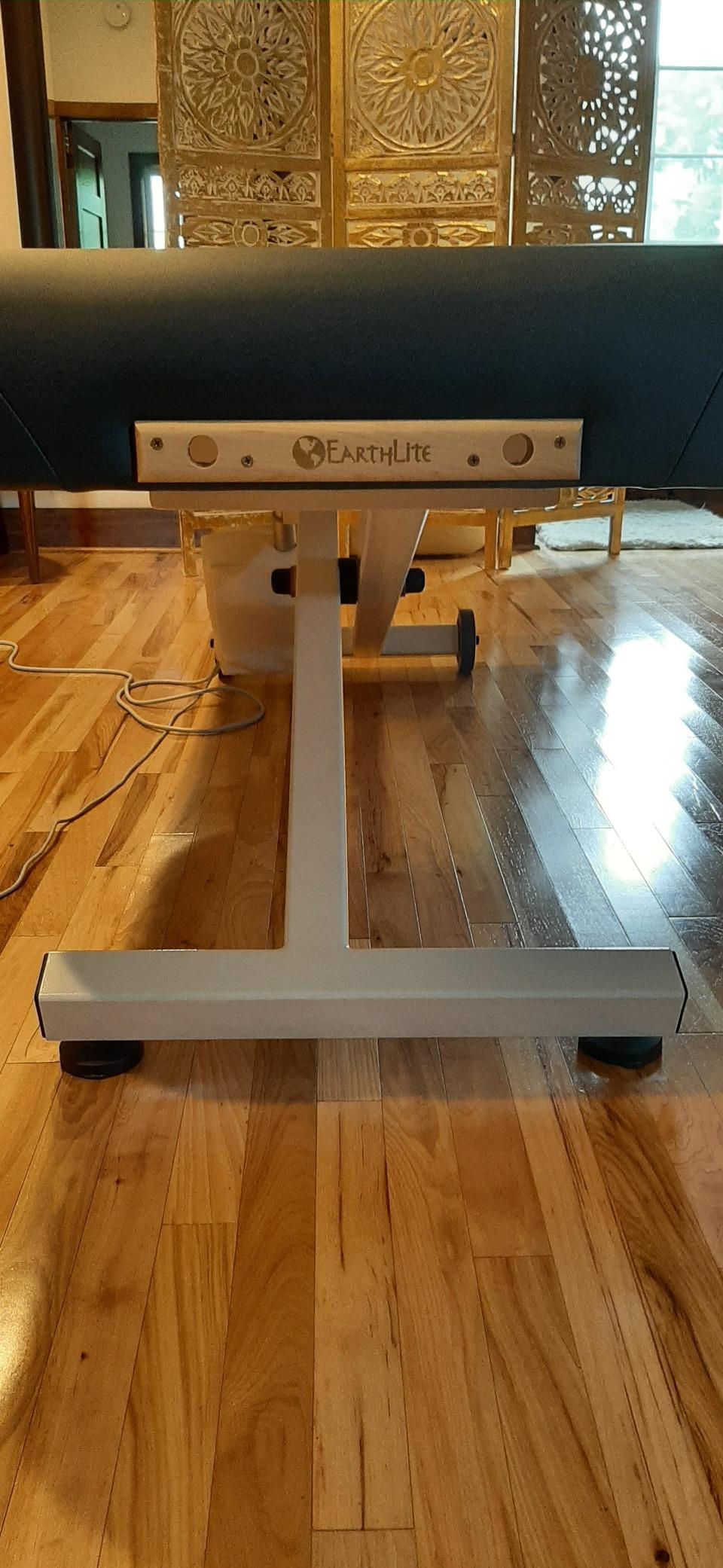EarthLite Ellora Electric Lift Massage Table, Flat Table Top, Made in USA, 30