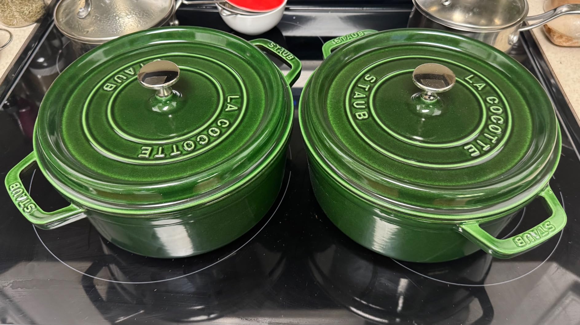 Staub 7-Qt Dutch Oven, Serves up to 7-8 People, Oven Safe to 500°F, Red | Perfect for Batch Cooking, Meal Prep & Large Meals. Braise, Roast & Bake in One Pot. Enameled Coated Cast Iron Dutch Oven customer photo 2