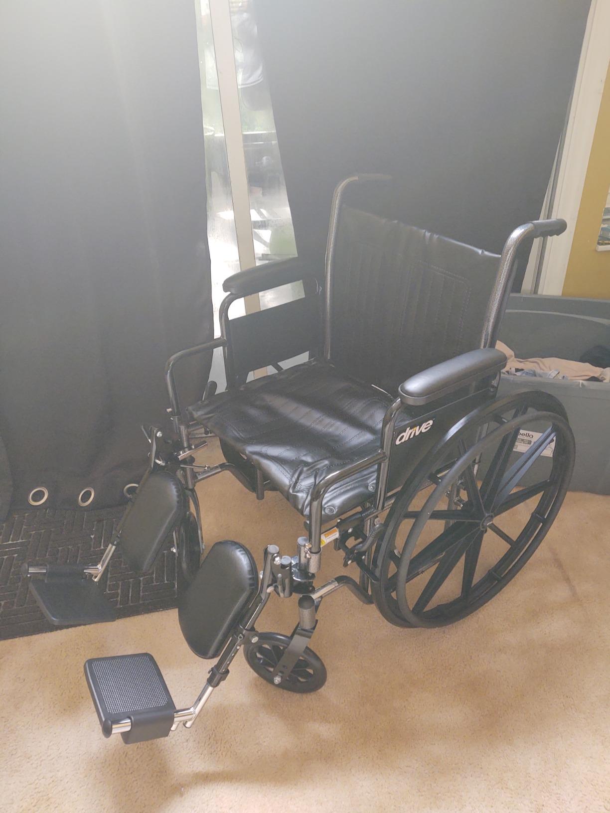 Drive Medical SSP220DDA-ELR Silver Sport 2 Transport Wheelchair, Black | Full-Reclining Transport Chair with Detachable Desk Arms and Swing-Away Elevating Leg Rest customer photo 1