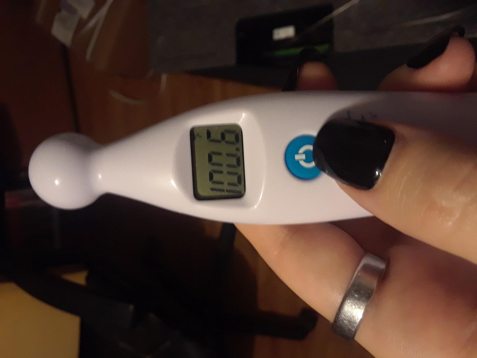 ADC Adtemp 427 Temple Touch 6-Second Digital Thermometer, Ideal for Infants | Includes an easy-to-read, color-coded, backlit LCD display: Green for normal readings, red for high temperatures. customer photo 2