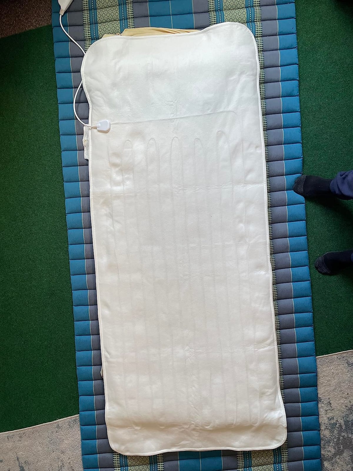 Therapist's Choice Standard Massage Table Warmer, 12 Foot Power Cord customer photo 2