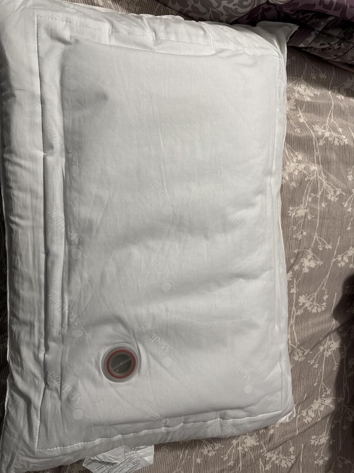 Mediflow Fiber: The First & Original Water Pillow, Clinically Proven to Reduce Neck Pain & Improve Sleep customer photo 2
