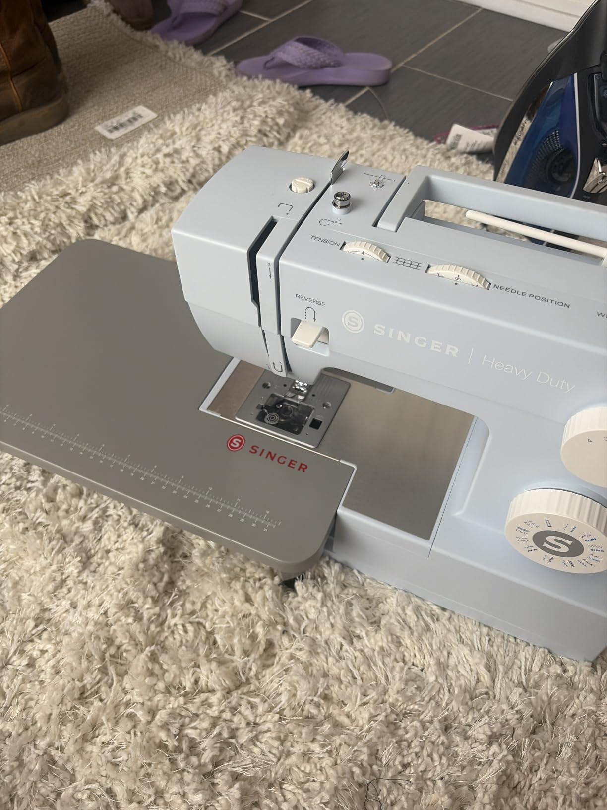 SINGER® 4423 (Grey) High Speed Heavy Duty Sewing Machine with Accessory Kit customer photo 2