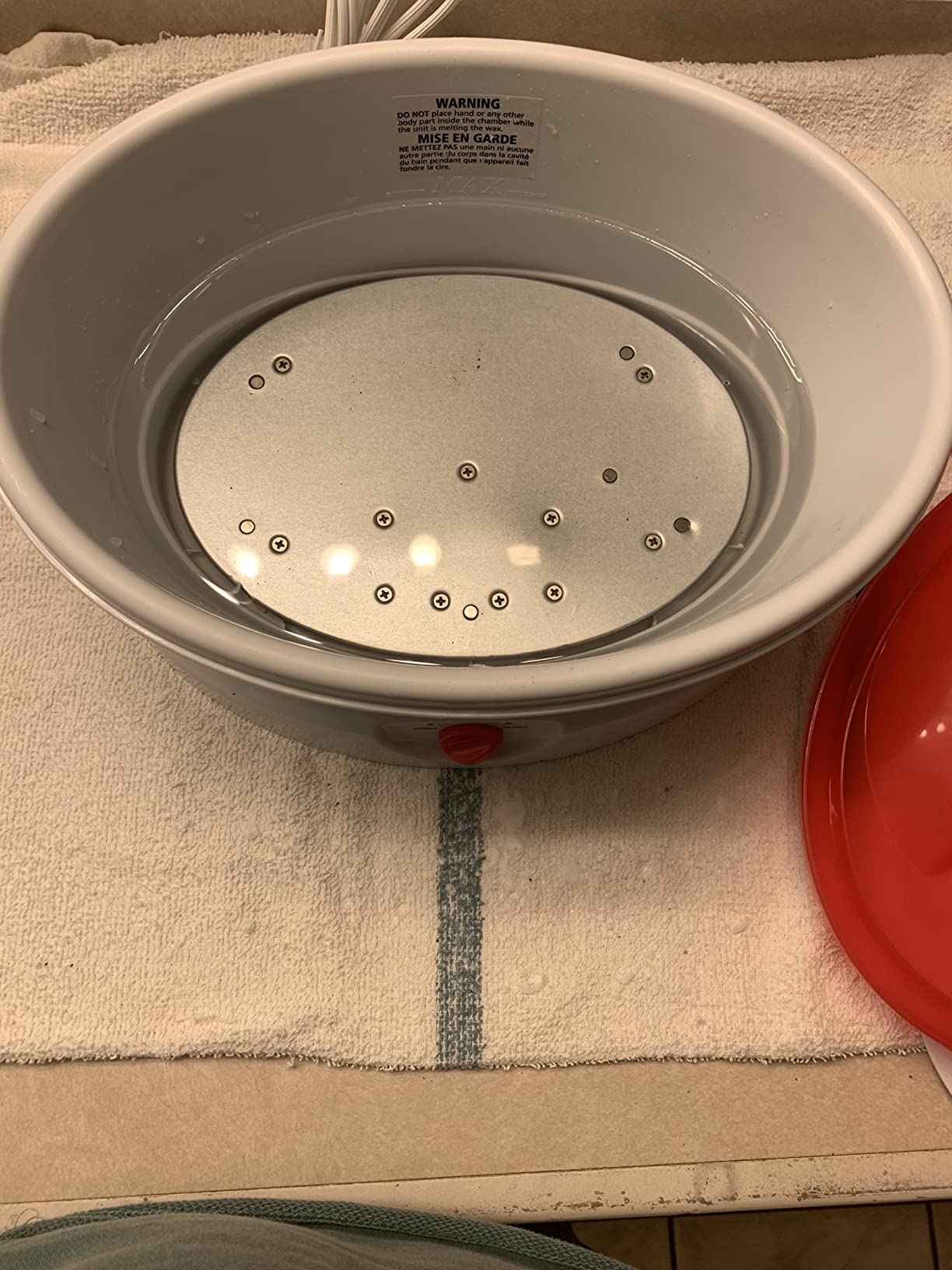 Revlon Luxury Paraffin Bath for Soft Hands, Elbows & Feet, White & Pink customer photo 1