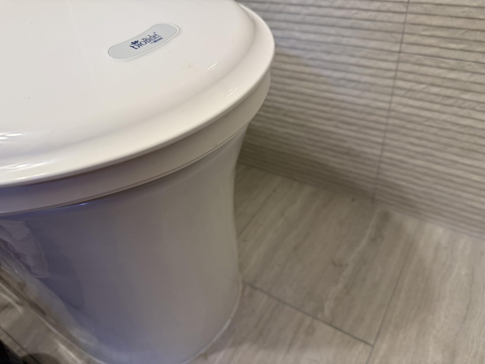 Bio Bidet Bliss BB1000 Electric Bidet Toilet Seat, Warm Water with Air Dryer, Heated Seat with Slow Close Lid, Remote Control, Elongated White customer photo 1