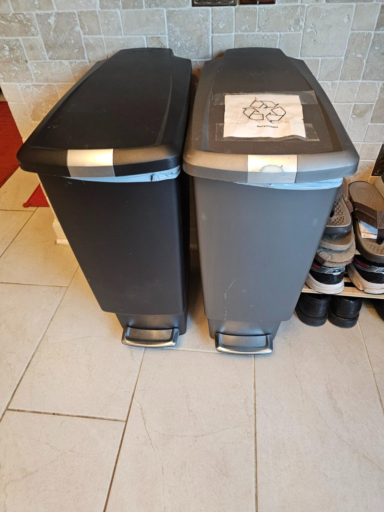 simplehuman 40 Liter / 10.6 Gallon Slim Kitchen Step Trash Can With Secure Slide Lock, Grey Plastic customer photo 2