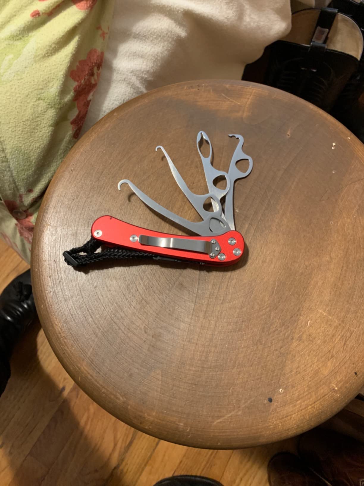 Vive Zipper Pull and Button Hook Pocket Dresser and Dressing Aid for Assistance with Button Hooks, Zipper Pulls and Shoelaces customer photo 1