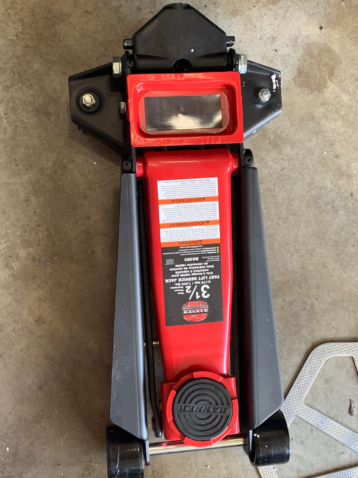 Blackhawk B6350 Black/Red Fast Lift Service Jack - 3.5 Ton Capacity customer photo 1