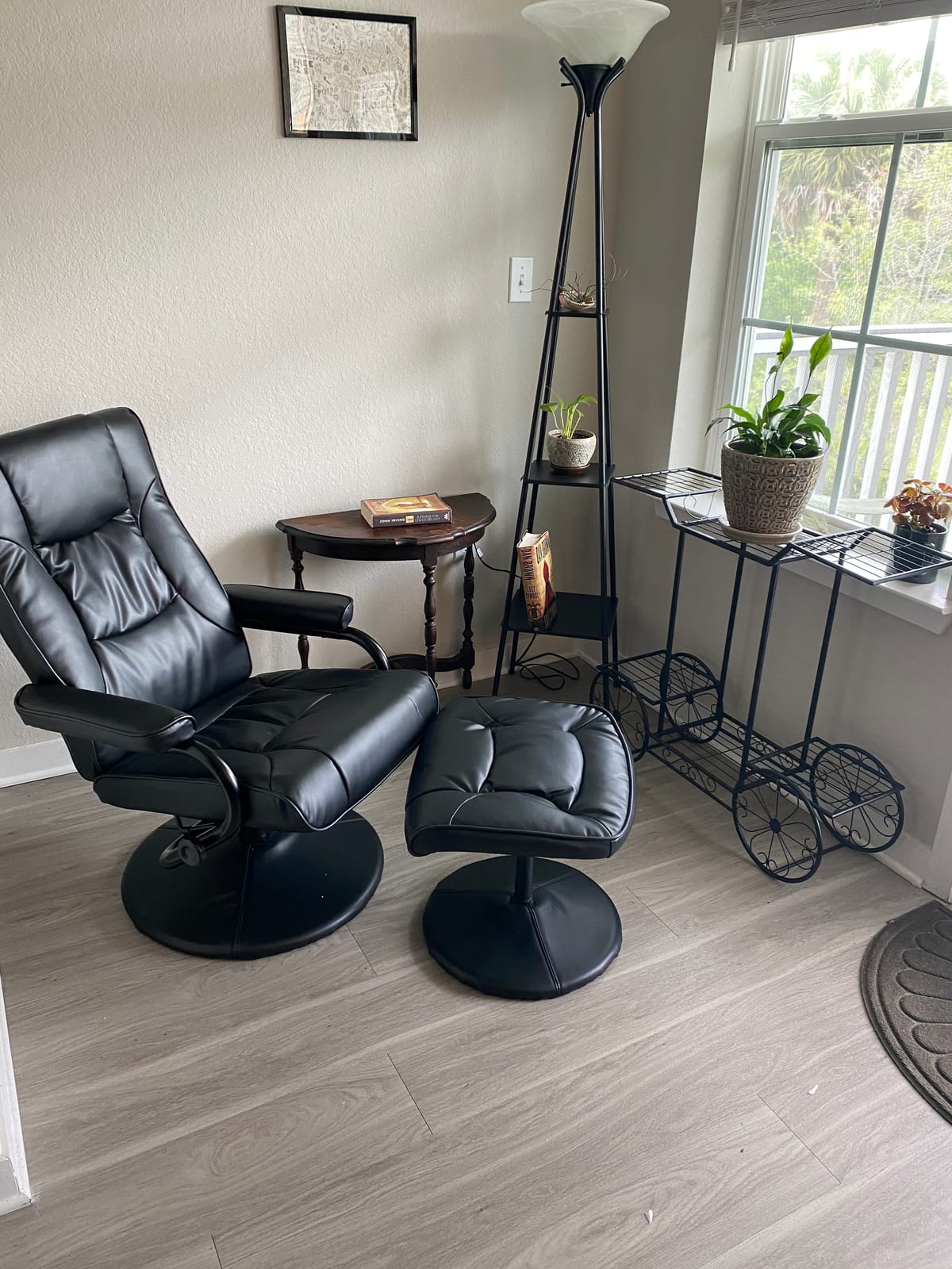 Flash Furniture Rachel Contemporary Multi-Position LeatherSoft Recliner Chair with Ottoman, 360-Degree Swivel Recliner Chair and Ottoman Set, Black | Knob Recline Adjustment, Plush Armrests, Curved Ottoman customer photo 2