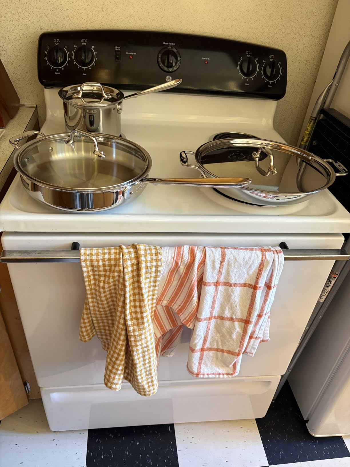 All-Clad D3 Stainless Steel 10 Piece Cookware Set - Made in USA customer photo 2