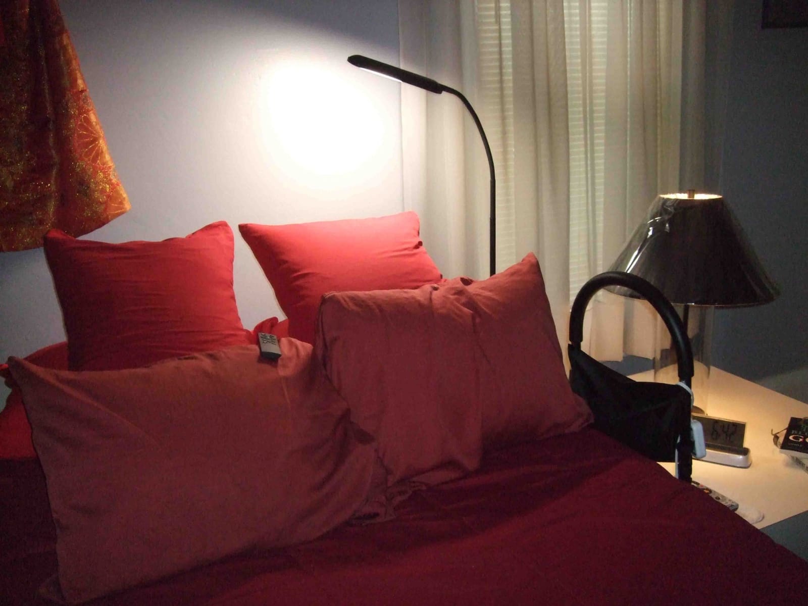 Medline Bed Assist Bar for Seniors with Nylon Bag for Storage customer photo 2