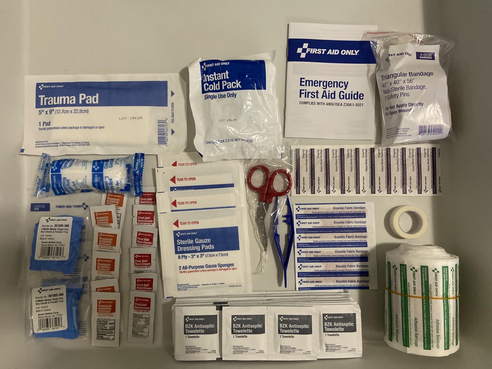 First Aid Only 9302-25M 25-Person Contractor's First Aid Kit for Home Renovation, Job Sites, and Construction Vehicles, 178 Pieces, White customer photo 1