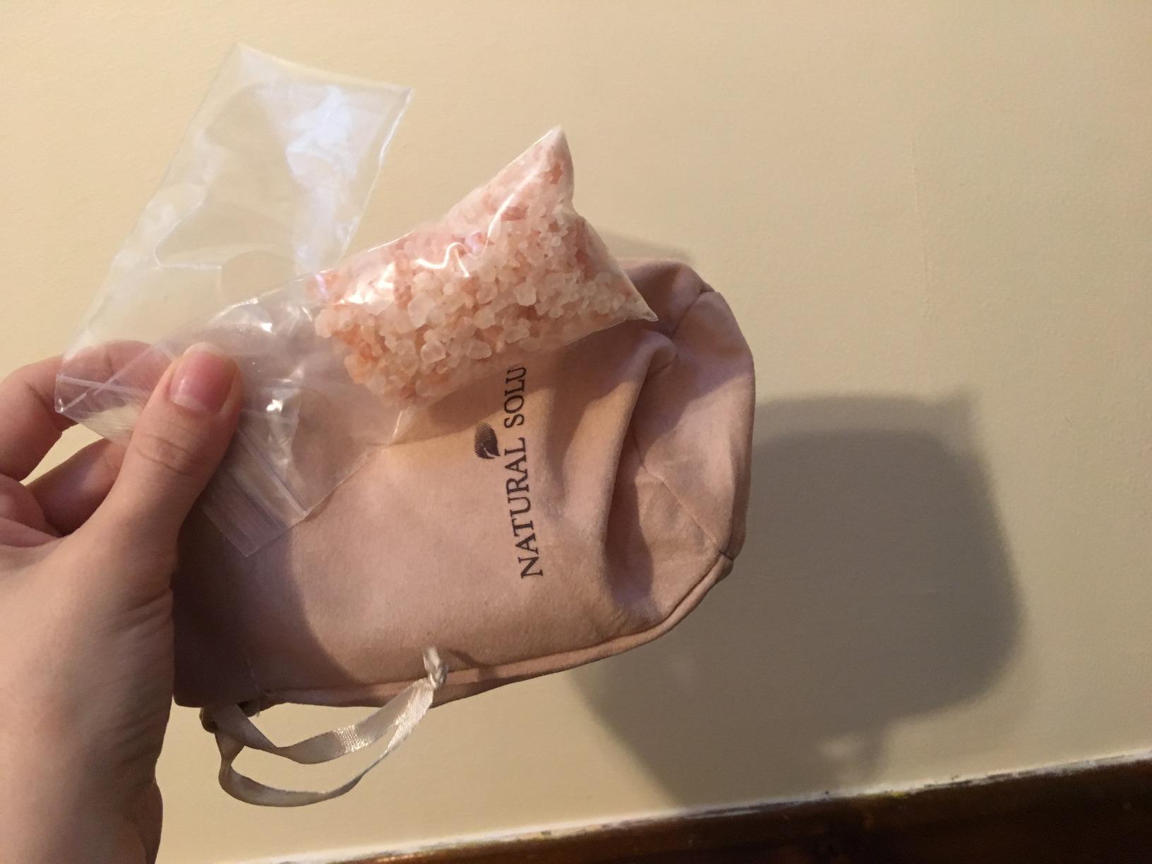 Plant Therapy Pink Himalayan Salt Inhaler with Pink Himalayan Crystal Salt customer photo 1