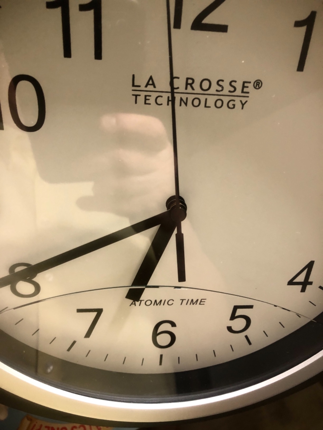 La Crosse Technology WT-3129B 12 Inch Atomic Analog Wall Clock, Pack of 1, Black customer photo 1