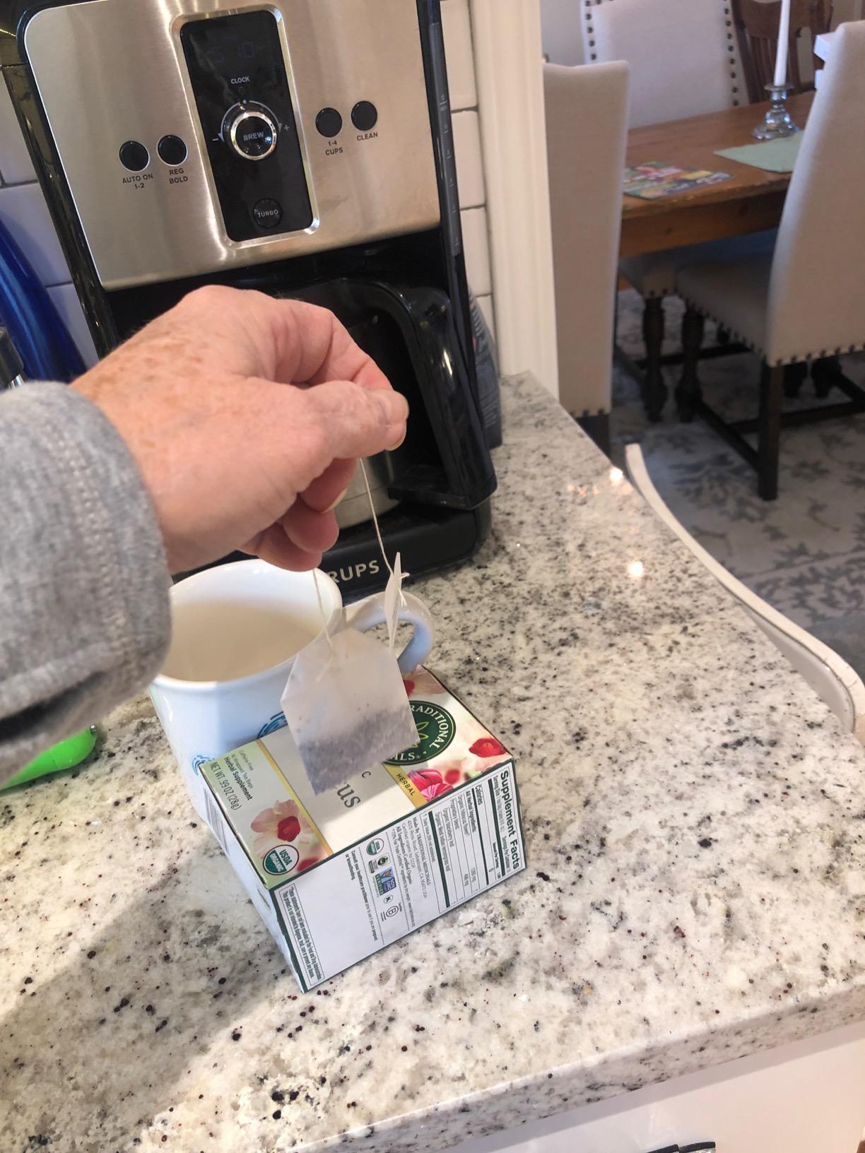Traditional Medicinals Organic, Hibiscus Tea - Supports Normal Heart Health & Cardiovascular Wellness - Kosher, Non-GMO, Caffeine-Free, Compostable - 16 Tea Bags customer photo 1