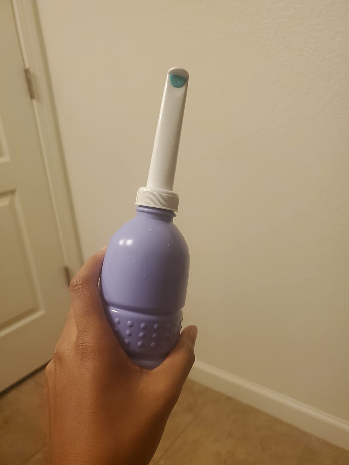 Brondell GoSpa Travel Bidet GS-70 - Portable Peri Bottle for Postpartum & Perineal Care, 400ml Handheld Bidet with Angled Nozzle, Collapsible Design, Nozzle Storage & Travel Bag, Amaranthine customer photo 1