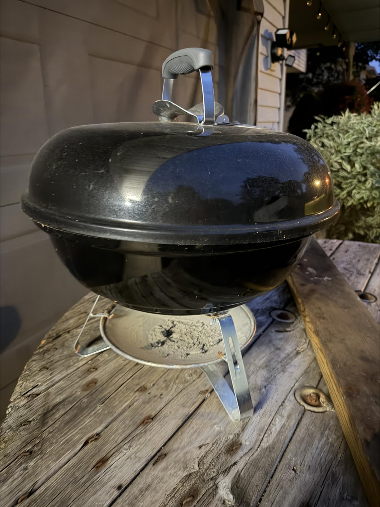 Weber Jumbo Joe Charcoal Grill, 18-Inch, Black customer photo 1