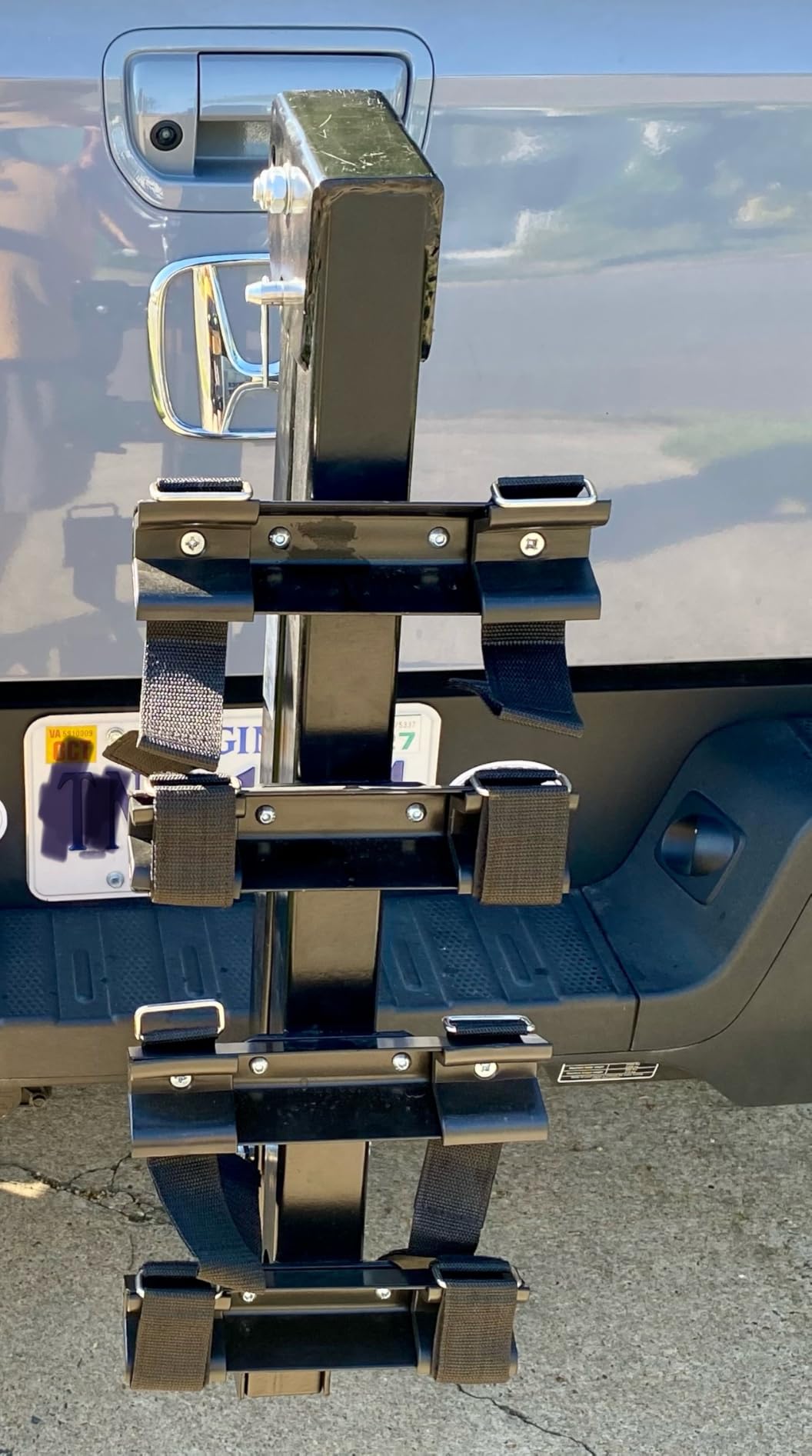 MaxxHaul Hitch Mount 4 Bike Rack 150 lb Capacity Heavy-Duty Swing Down Design Fits Cars Trucks SUVs and Minivans with Safety Reflector Easy Install (70210) customer photo 1