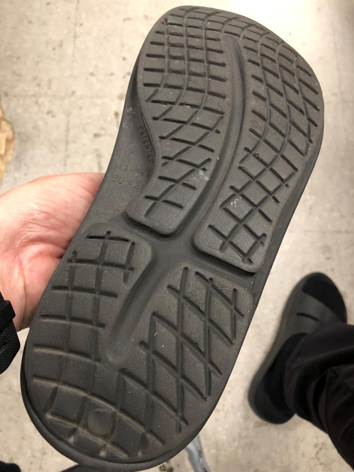 OOFOS OOahh Recovery Slide - Women’s and Men’s customer photo 1