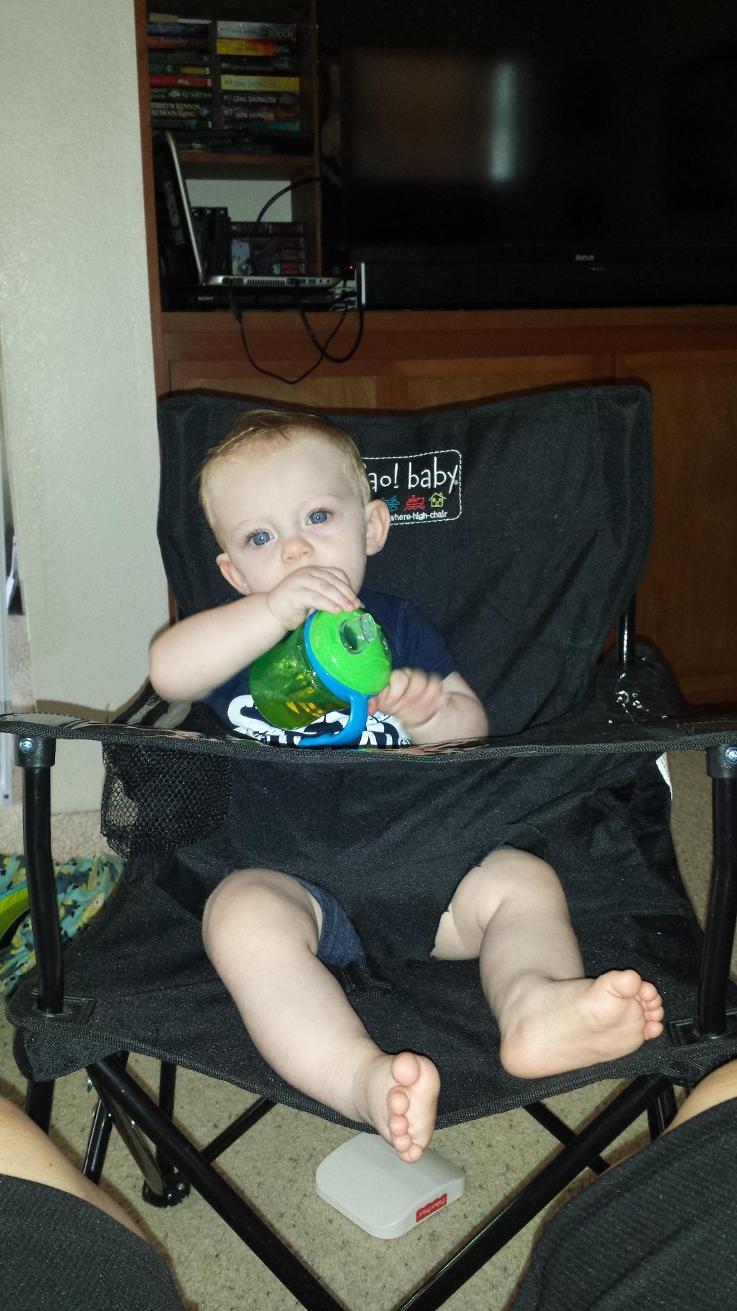 ciao! baby Portable High Chair for Travel, Fold Up High Chair with Tray, Blue customer photo 1
