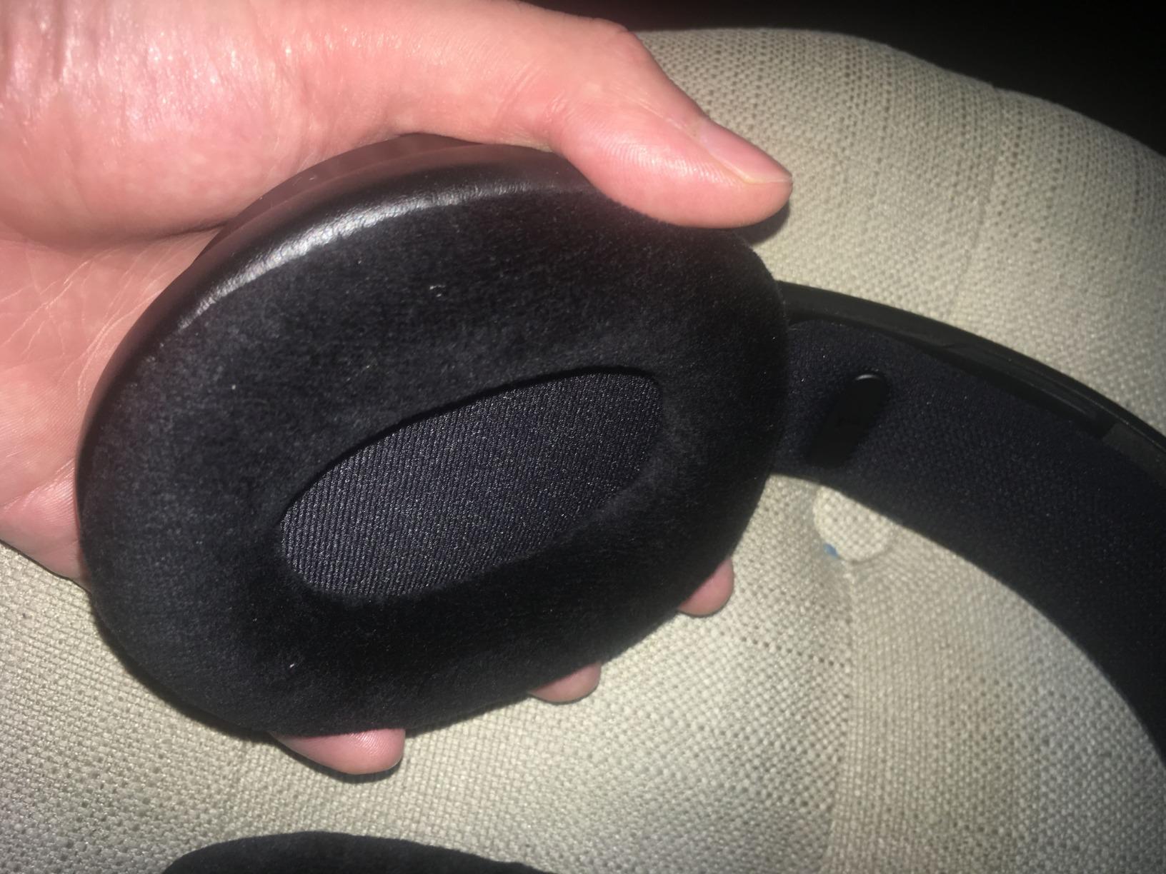 Philips Audio SHP9500 HiFi Precision Stereo Over-Ear Headphones customer photo 2