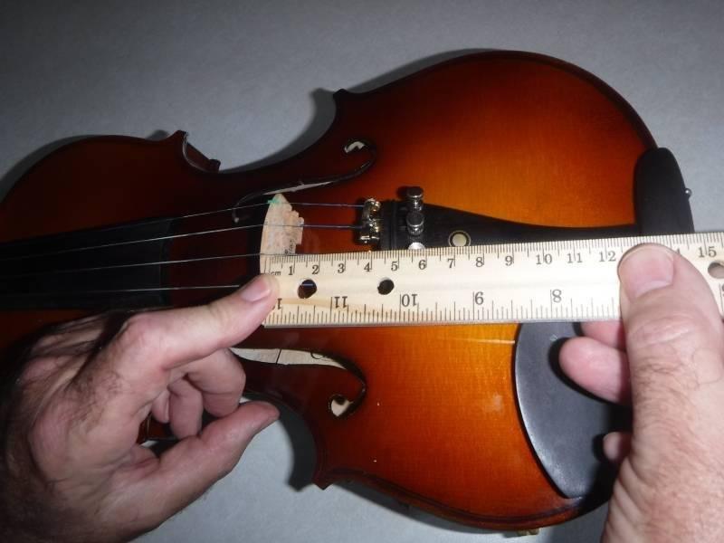 Cecilio 4/4 Violin Solidwood Violin with Strings, Bow, Rosin, Tuner, Shoulder Rest & Lesson Book customer photo 2