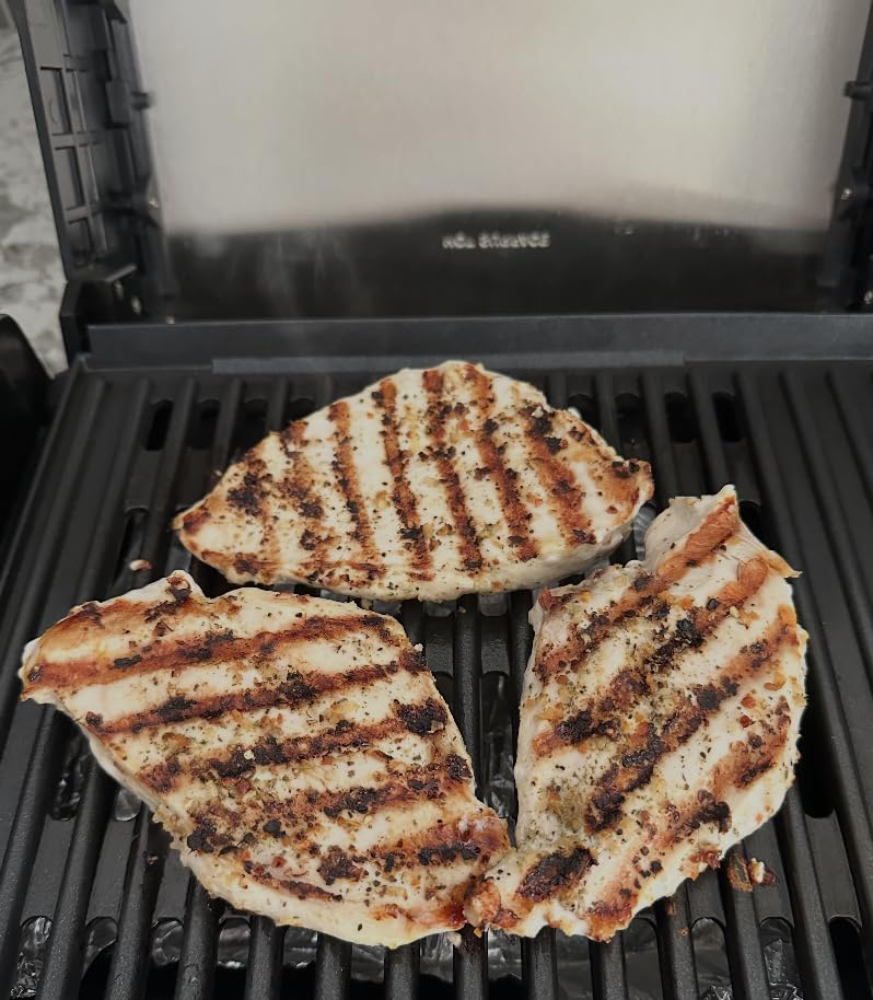 Hamilton Beach Electric Indoor Searing Grill with Adjustable Temperature Control to 450F, 118 sq. in. Surface Serves 6 (25360) customer photo 2