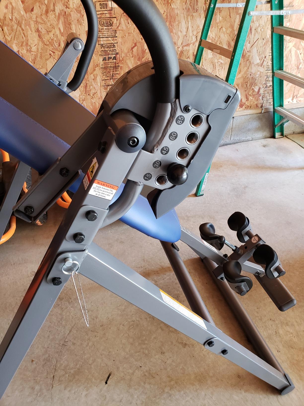 INNOVA HEALTH AND FITNESS ITM4800 Advanced Heat and Massage Inversion Table, Black/Blue/Gray customer photo 2