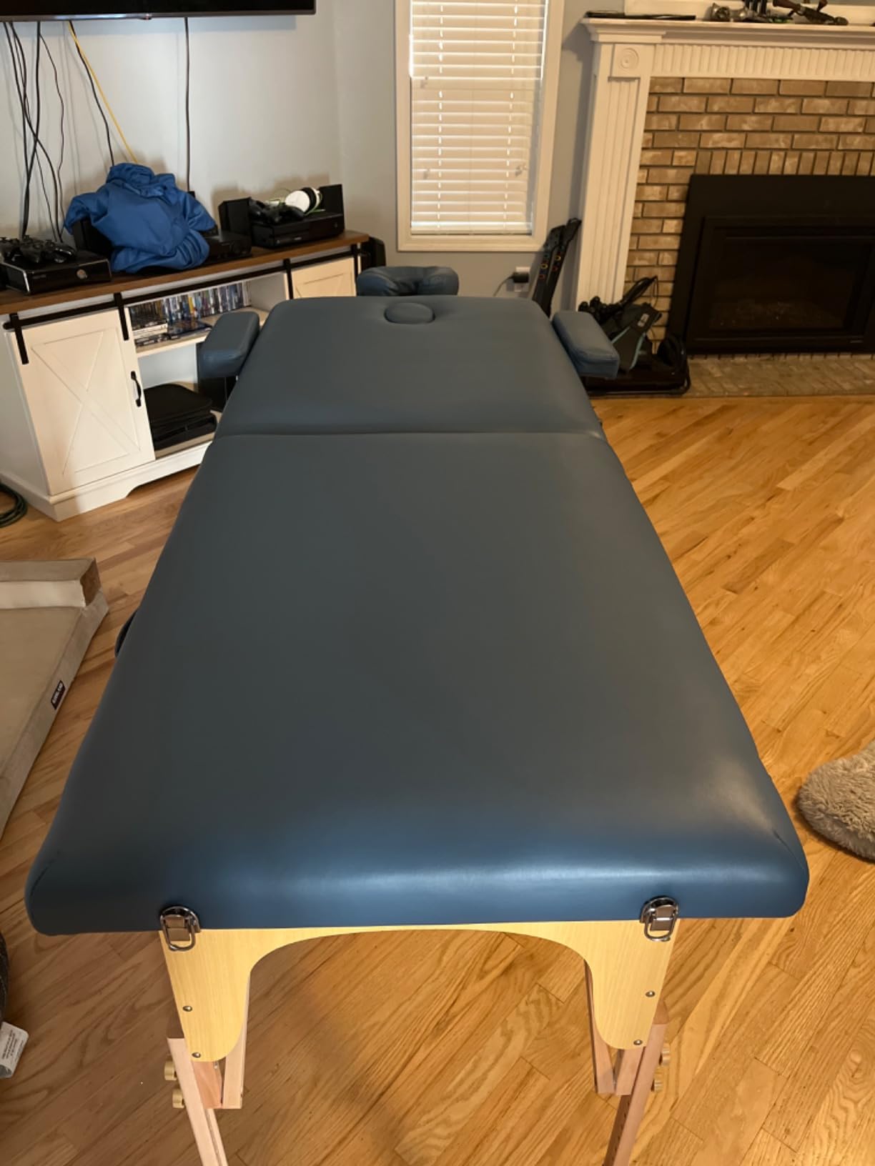 Saloniture Professional Portable Folding Massage Table with Carrying Case - Black customer photo 1