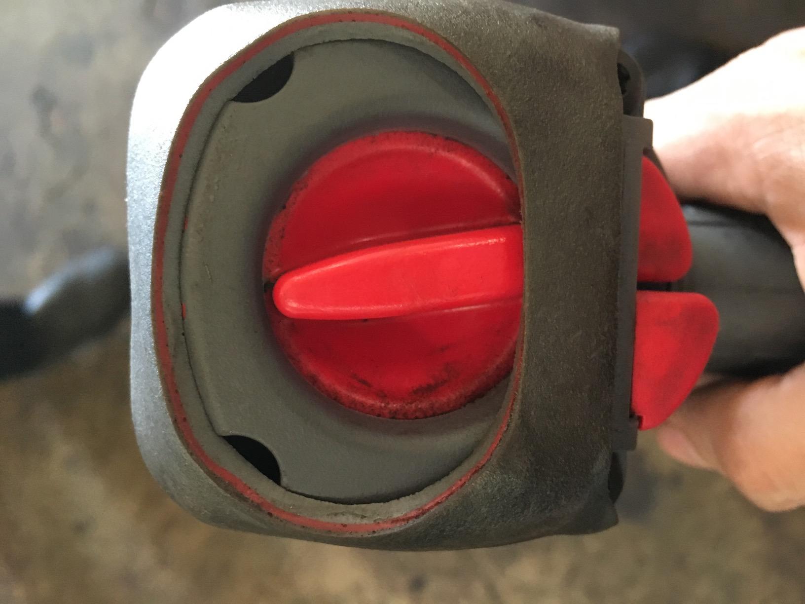 Ingersoll Rand 2235TiMAX 1/2-Inch-Drive Air Impact Wrench with Up to 1,350 Foot-Pounds Torque Output customer photo 1
