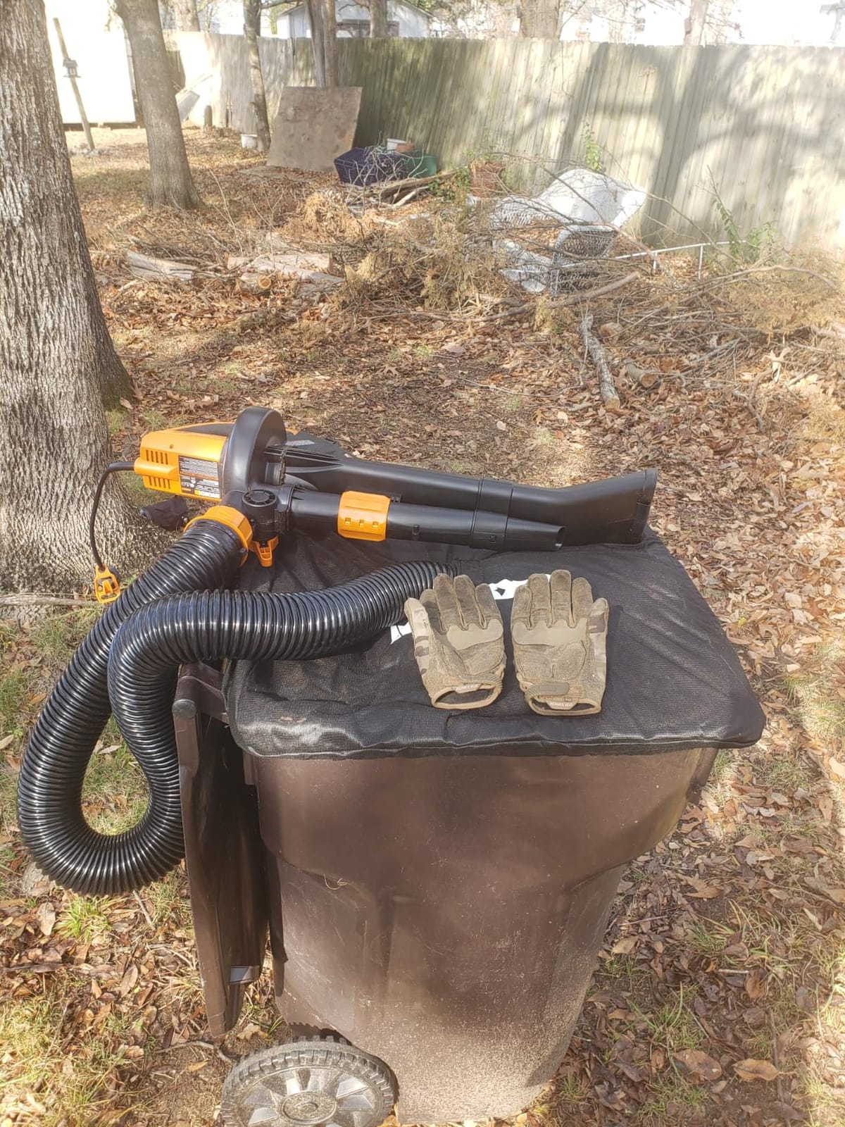 WORX Trivac 3-in-1 Electric Leaf Blower/Leaf Vacuum/Leaf Mulcher, WG509 | 350CFM & 210MPH Airflow, 18:1 Mulch Ratio for Efficient Leaf Removal, Corded customer photo 2