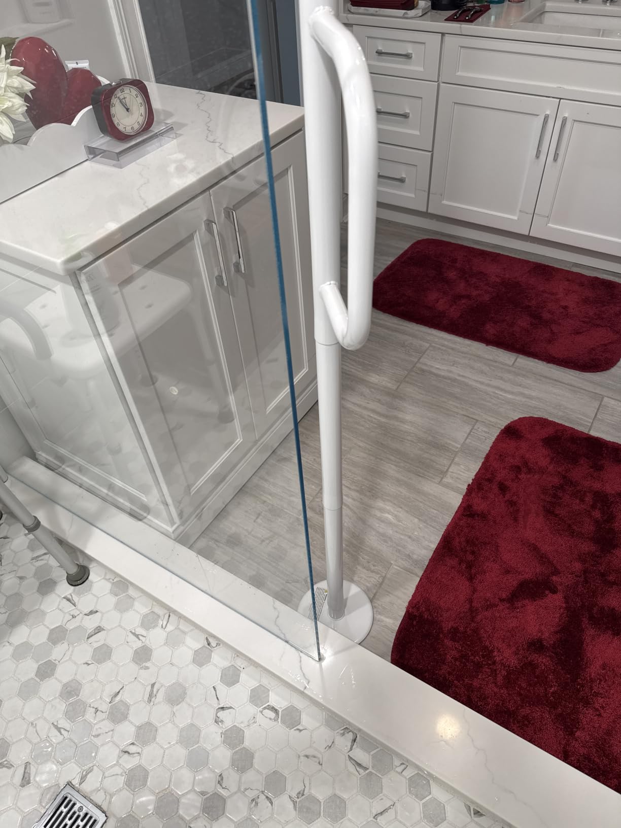 Stander Single Handle Non-Rotating Floor to Ceiling Grab Bar, No-Drill Tension Mounted Transfer Pole for Seniors, Bath Safety & Bedside Assist Rail for Home Standing Support & Fall Prevention, White customer photo 2
