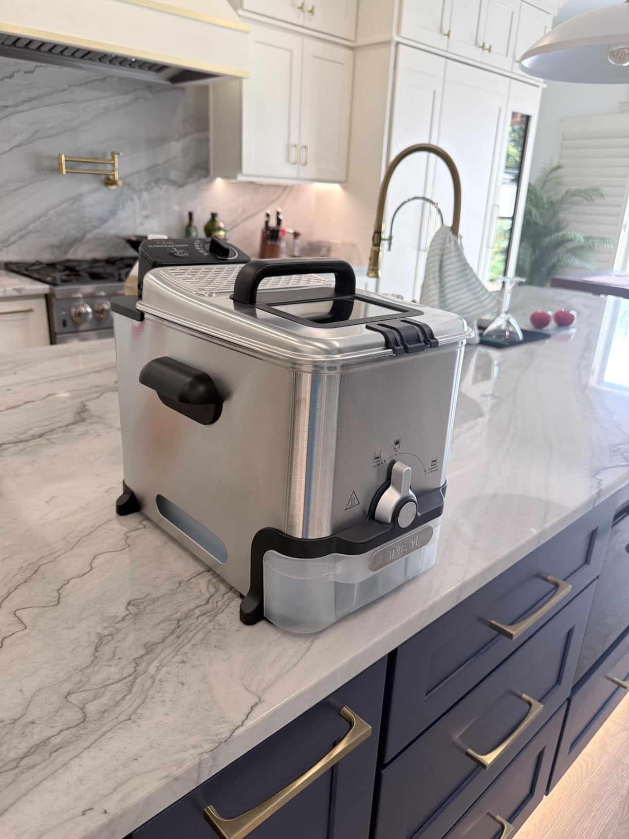 T-fal Deep Fryer with Basket, 3.5L, 1700W, Oil Filtration, Temp Control customer photo 2