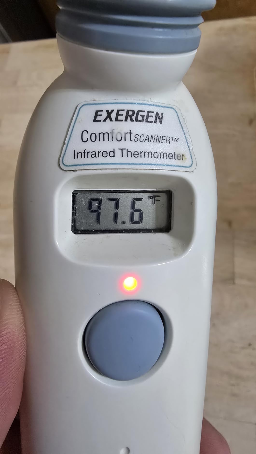 Braun Digital No-Touch Forehead Thermometer, 6.4 Ounce, White | Touchless Thermometer for Adults, Babies, Toddlers & Kids, Color-Coded Fever Guidance, Fast, Reliable, and Accurate Results customer photo 1
