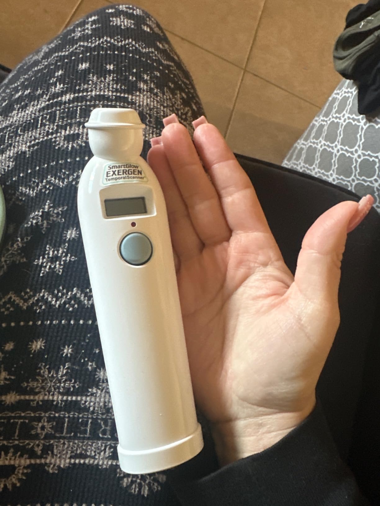 Exergen TAT-2000C Temporal Artery Forehead Thermometer for Baby Kids Adults | Displays Temperature Reading, Soft Glow, Silent Mode, Wipe Clean Sensor, 8 Reading Memory, 9V Battery Included for Family Use customer photo 1