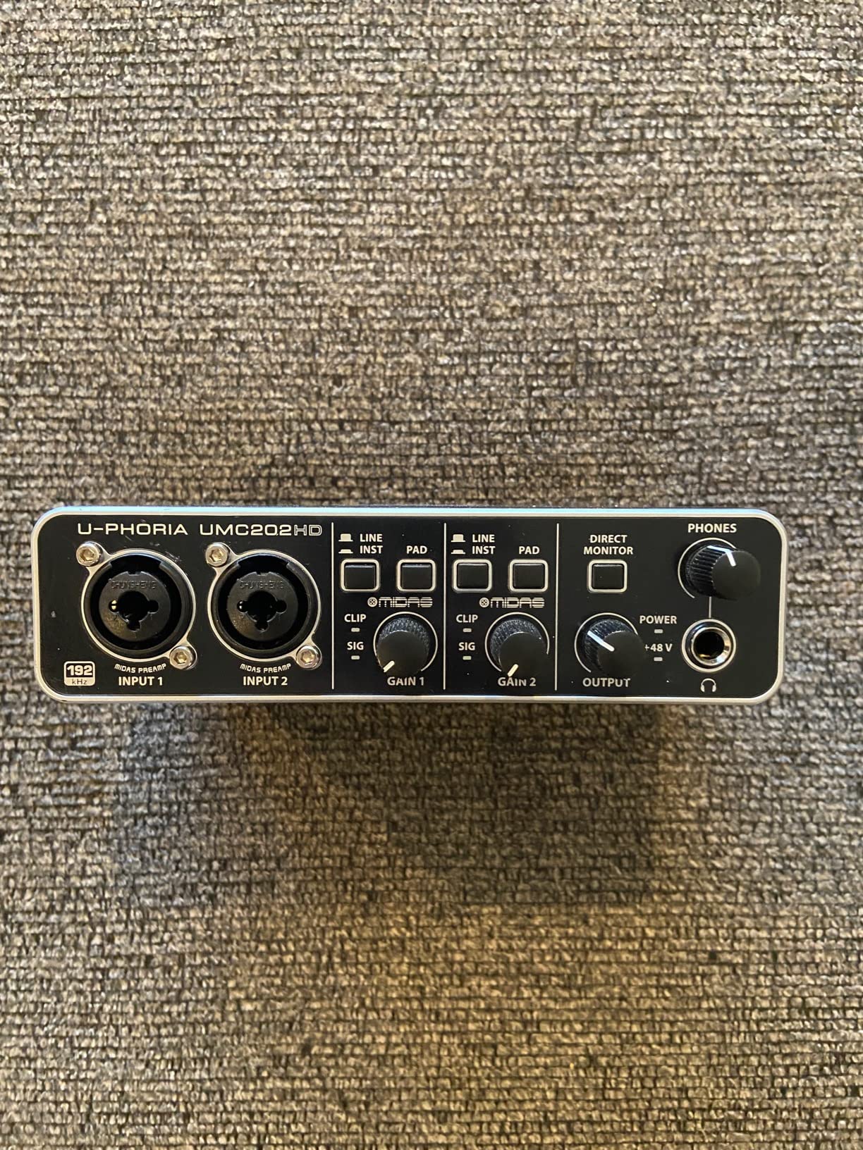 Behringer UMC202HD Audiophile 2x2, 24-Bit/192 kHz USB Audio Interface with Midas Mic Preamplifiers customer photo 2