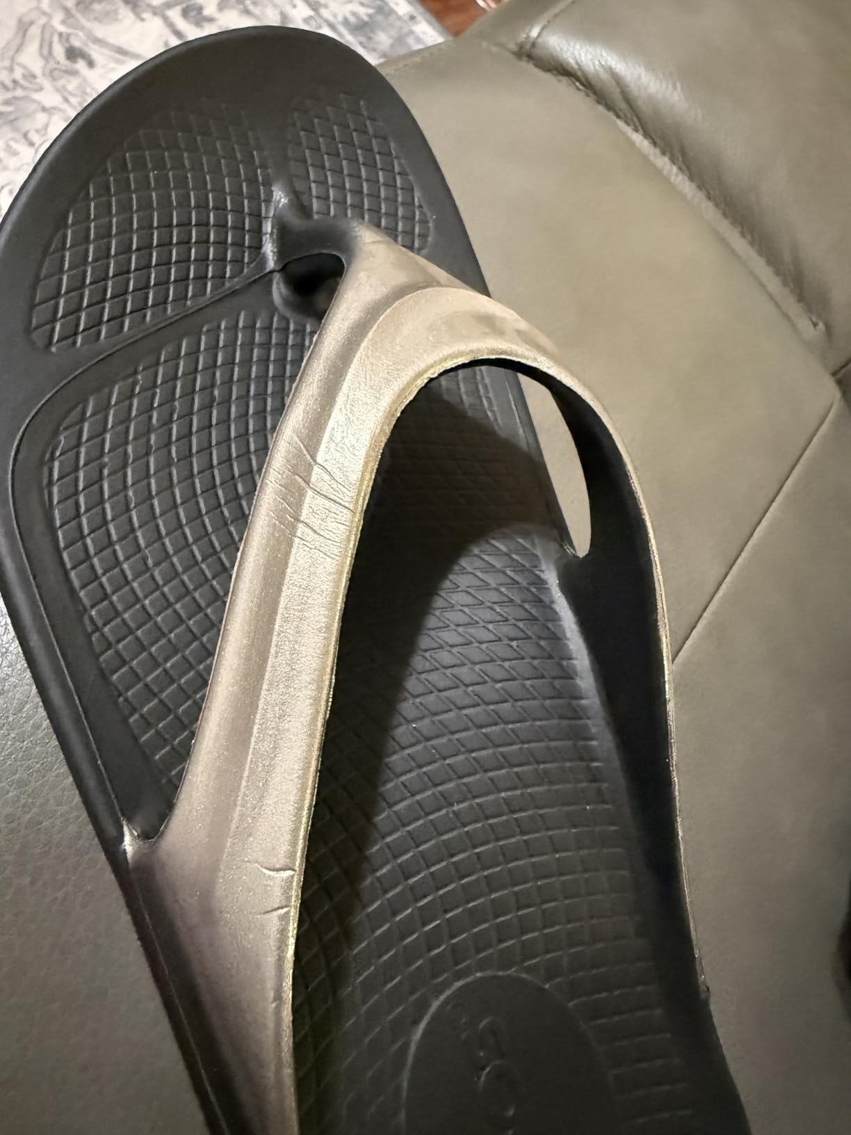 OOFOS OOlala Luxe Recovery Sandal - Women’s customer photo 1