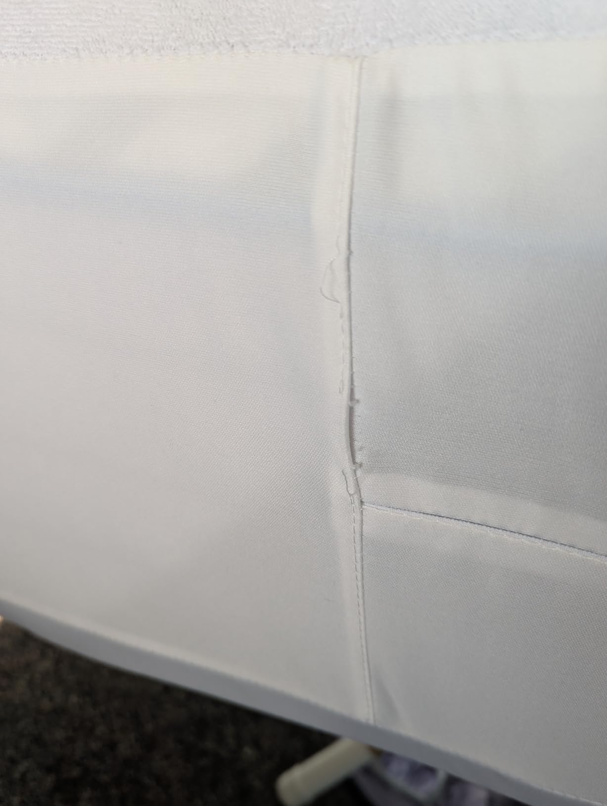 SureGuard Queen (9-12 in. Deep) SureGuard Mattress Encasement - 100% Waterproof, Bed Bug Proof, Hypoallergenic - Premium Zippered Six-Sided Cover customer photo 1