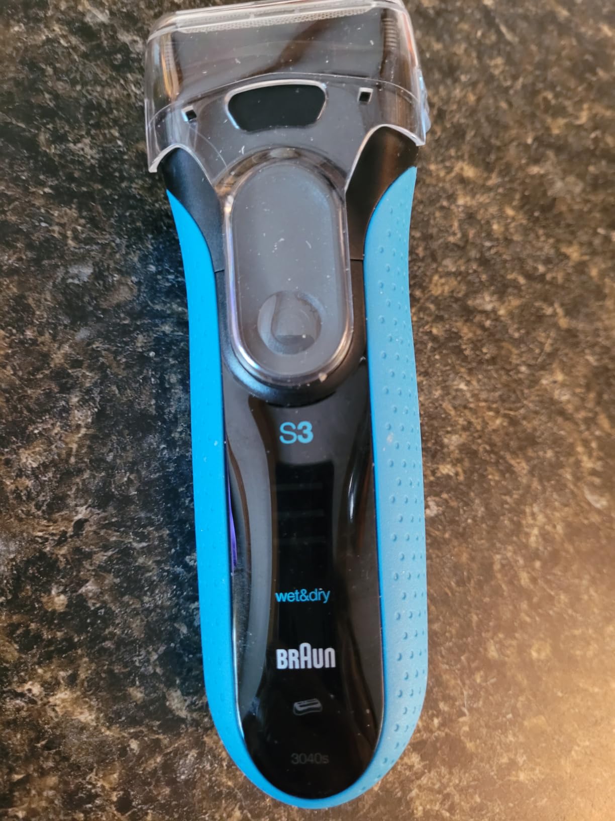 Braun Electric Series 3 Razor with Precision Trimmer, Rechargeable, Wet & Dry Foil Shaver for Men, Blue/Black, 4 Piece customer photo 2