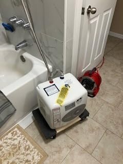 BOSCH Electric Mini-Tank Water Heater Tronic 3000 T 2.5-Gallon (ES2.5) customer photo 2