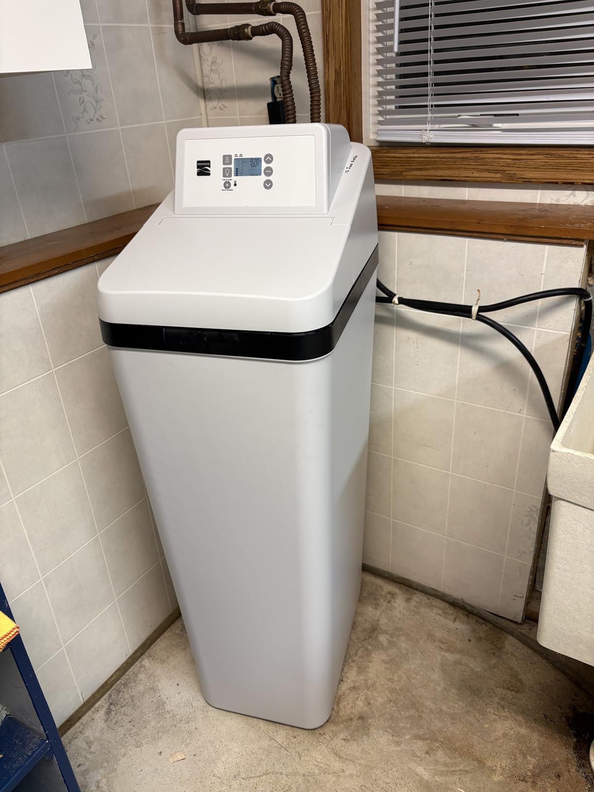 Kenmore 350 Whole House Water Softener System, 32,000 Grain, 1-4 People customer photo 2