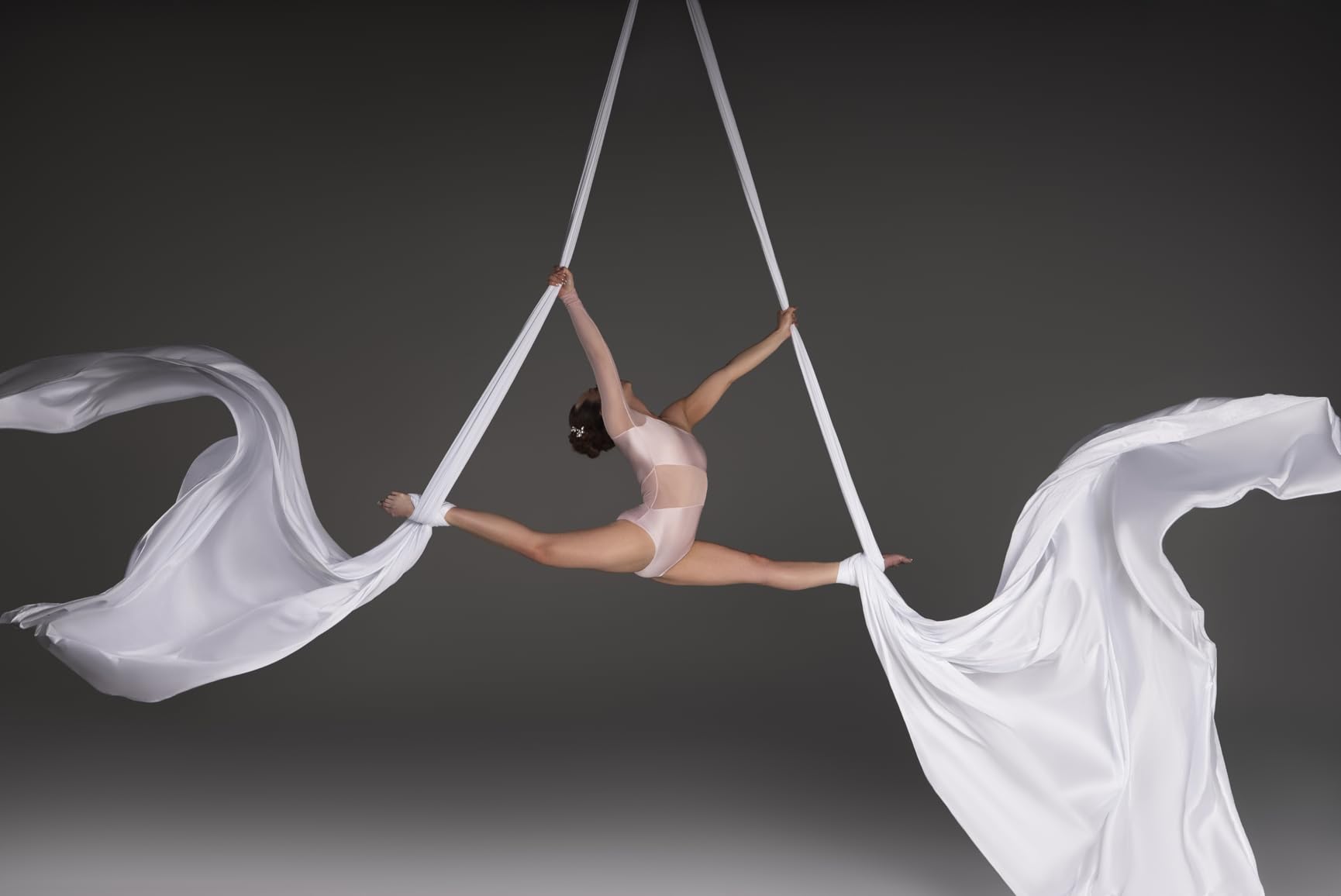 Durable Aerial Silks Starter Kit with 11-Yard Yoga Hammock & Hardware | Aerial Swing for Acrobatic Flying Yoga & All Levels, Aerial Rigging Point up to 14ft, Durable, Safe customer photo 1