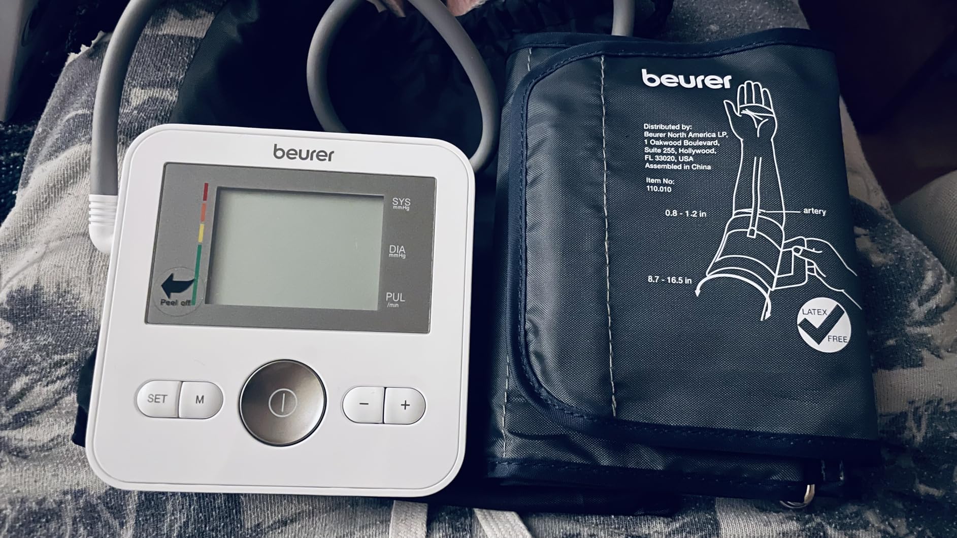 Beurer BM27 Upper Arm Blood Pressure Monitor for Home Use with Adjustable Cuff, 120 Memory Sets, Irregular Heart Rate Detection, Risk Indicator, Data Transfer to Apple Health and co. customer photo 2