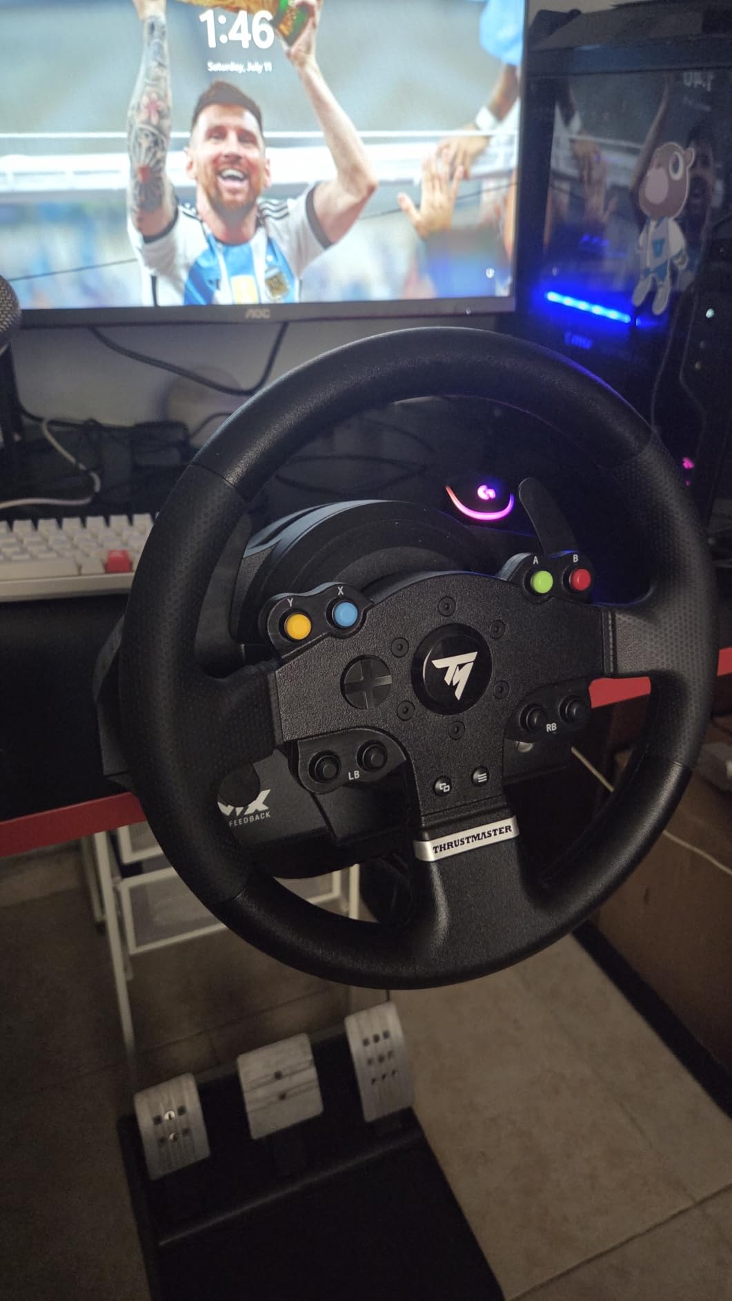 Thrustmaster TMX Force Feedback Racing Wheel & Pedals - XBOX & PC | 900-degree rotation, belt-pulley motor, 28 cm rim, 12-bit optical reading, ergonomic grip customer photo 2