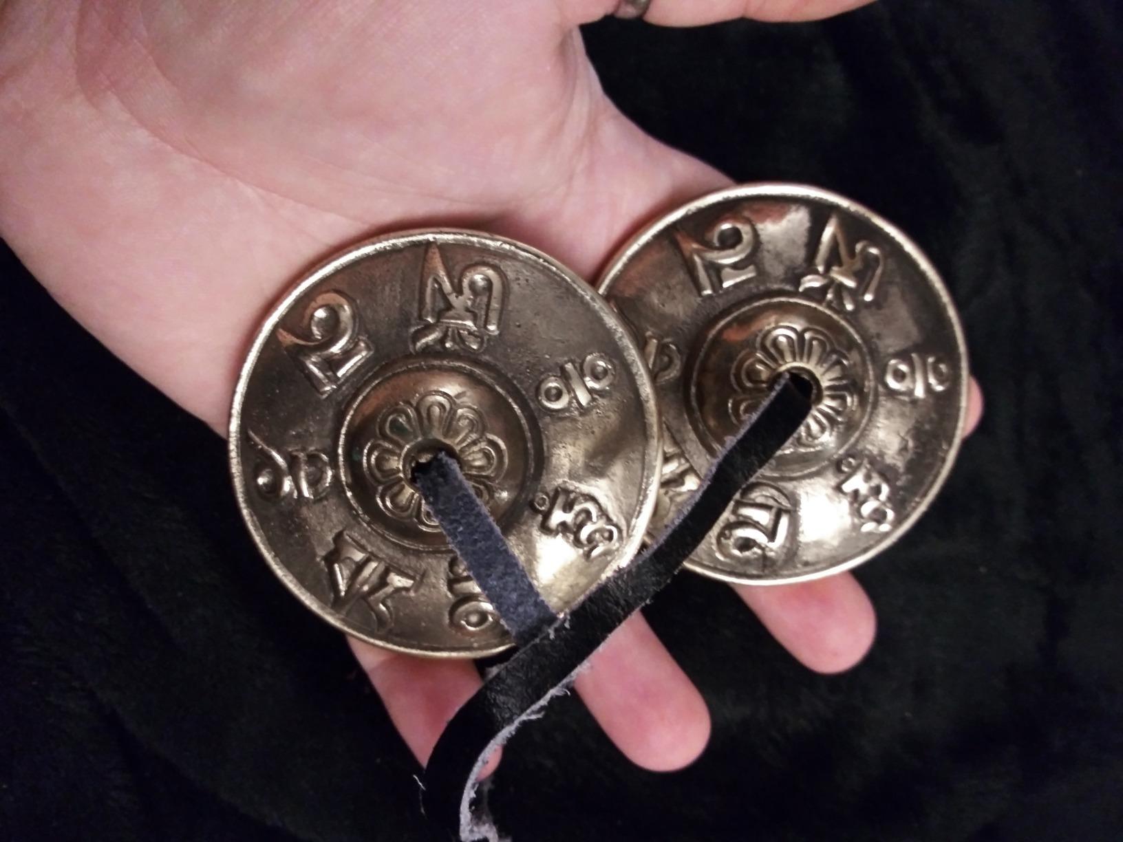 Dharma Store - Tibetan Tingsha Cymbals - 6.2 cm - OM Mane Padme Hum Symbols Embossed customer photo 1